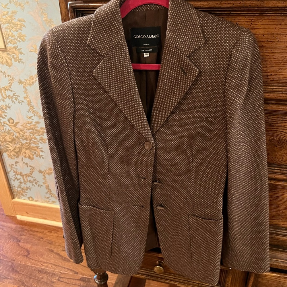 Giorgio Armani Women’s Suit